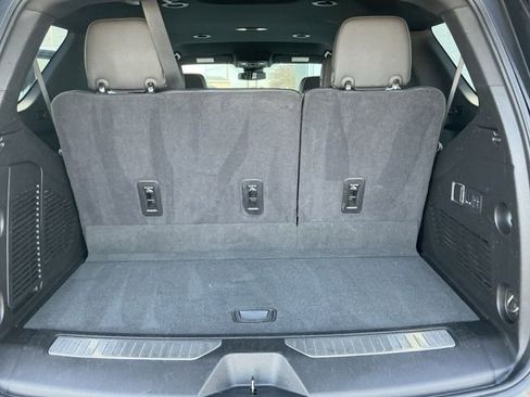 Used 2024 Chevrolet Tahoe Premier AWD/4WD image 22
