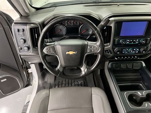 Used 2018 Chevrolet Silverado 2500 LTZ image 21