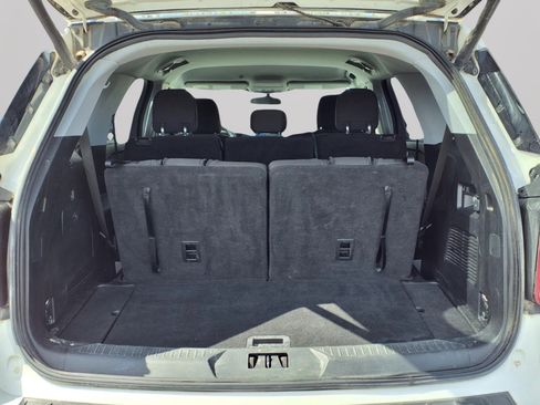 Used 2020 Ford Explorer XLT w/ Comfort Package AWD/4WD image 9