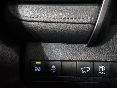 Certified 2021 Toyota Camry LE FWD image 21