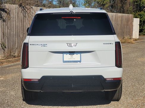 New 2026 Cadillac Escalade IQL Sport 2 w/ LPO, Floor Liner Package image 5