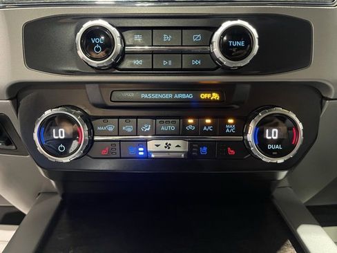 Used 2022 Ford F250 Lariat w/ Lariat Ultimate Package image 16