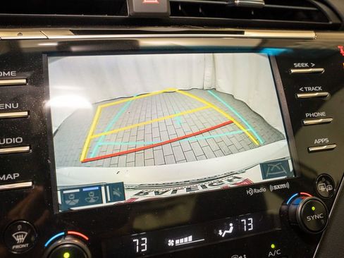 Used 2019 Toyota Camry XSE image 13