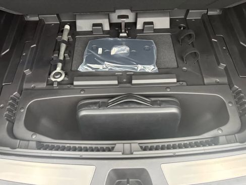 Used 2025 Cadillac Optiq Luxury 1 AWD/4WD image 26