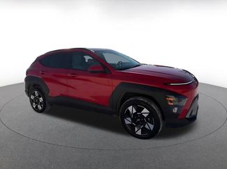 Used 2025 Hyundai Kona SEL video 2