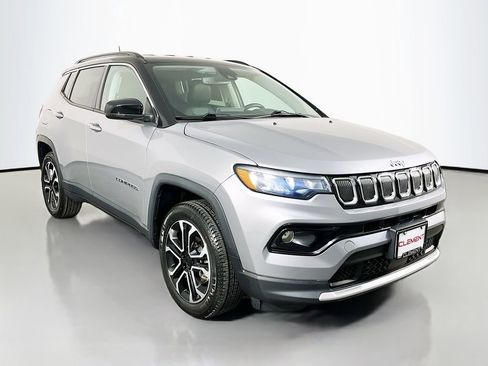 Used 2022 Jeep Compass Limited AWD/4WD image 4