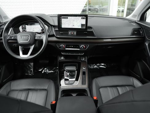 Certified 2023 Audi Q5 2.0T Premium Plus w/ Premium Plus Package AWD/4WD image 8
