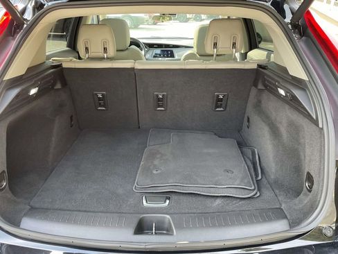 Certified 2023 Cadillac XT4 Luxury image 12