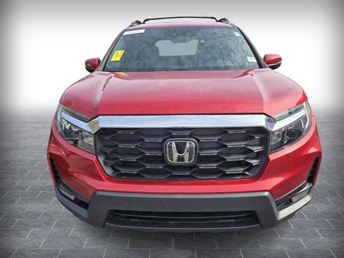 Used 2023 Honda Passport EX-L image 2