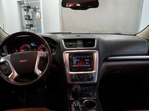 Used 2017 GMC Acadia Limited SLT image 10