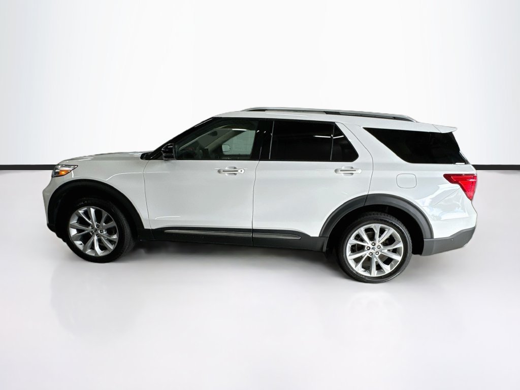 Used 2022 Ford Explorer Platinum w/ Equipment Group 601A AWD/4WD image 8