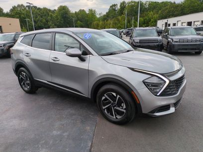 Used 2025 Kia Sportage LX
