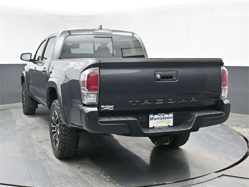 Used 2020 Toyota Tacoma TRD Sport w/ Blackout Package image 12