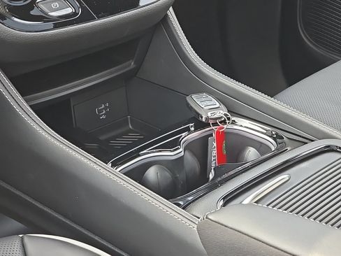 New 2026 Chrysler Pacifica Limited w/ S Appearance Package image 14