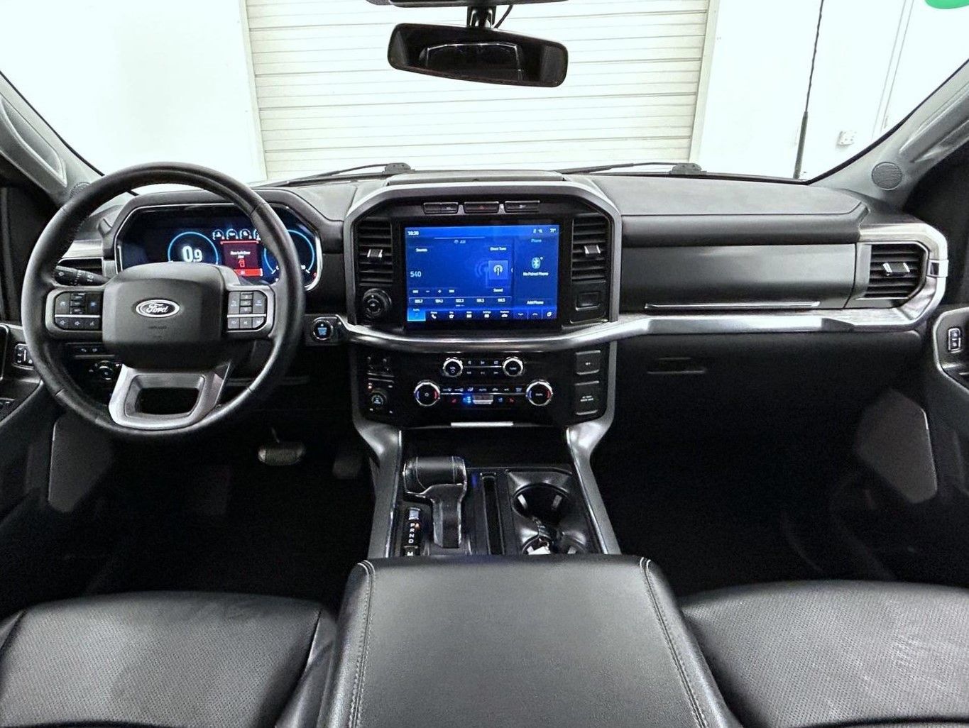 Used 2022 Ford F150 Lariat AWD/4WD image 13