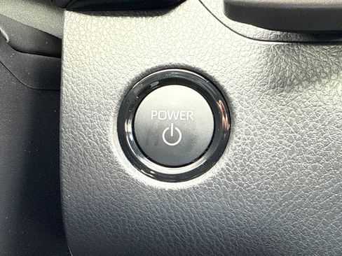 New 2026 Toyota Camry SE image 29