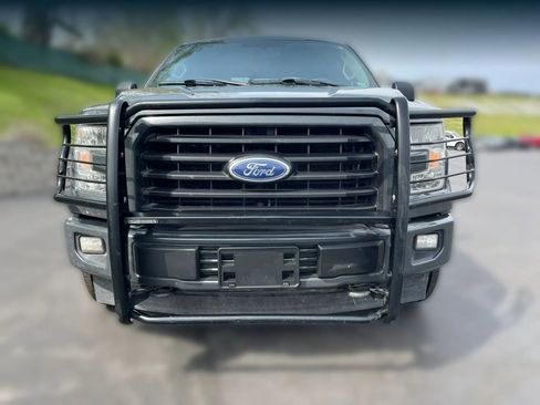 Used 2017 Ford F150 XL w/ Equipment Group 101A Mid image 4