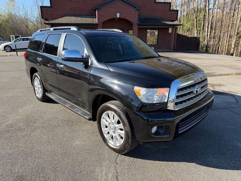Used 2016 Toyota Sequoia Platinum image 3