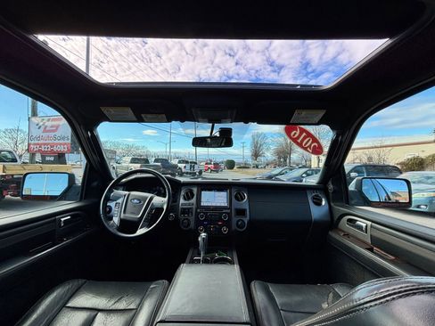 Used 2016 Ford Expedition EL Platinum image 21