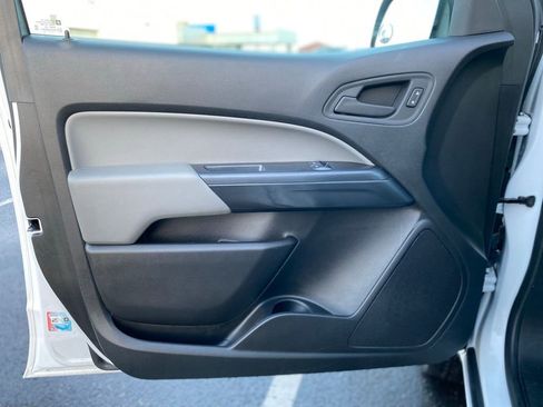 Used 2022 Chevrolet Colorado W/T image 20