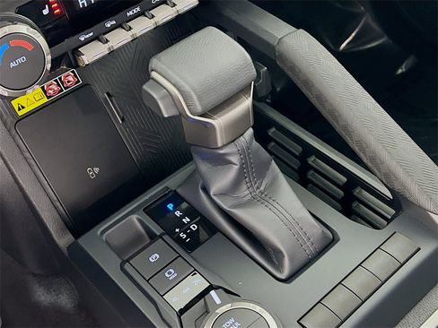 Certified 2025 Toyota Tacoma SR5 image 16