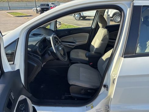 Used 2022 Ford EcoSport S image 19
