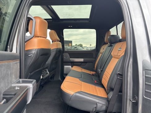 Used 2023 Ford F250 Platinum w/ Tremor Off-Road Package AWD/4WD image 10