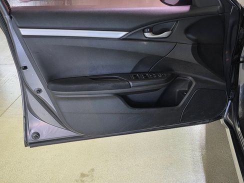 Used 2019 Honda Civic LX image 16