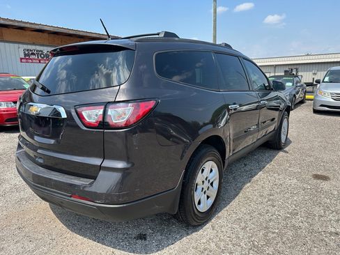 Used 2017 Chevrolet Traverse LS image 6