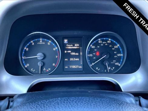 Used 2018 Toyota RAV4 LE AWD/4WD image 15