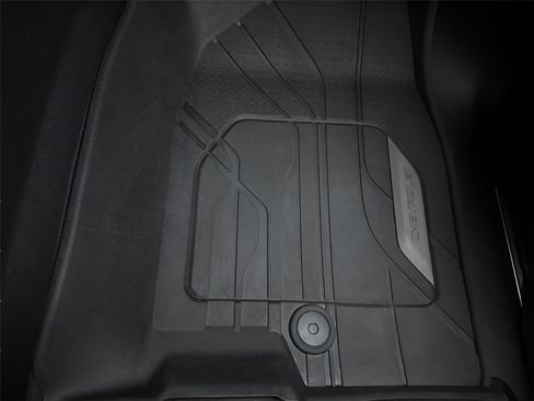 Used 2024 Chevrolet Suburban Z71 w/ Luxury Package image 36