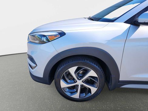 Used 2017 Hyundai Tucson Limited w/ Cargo Package AWD/4WD image 10
