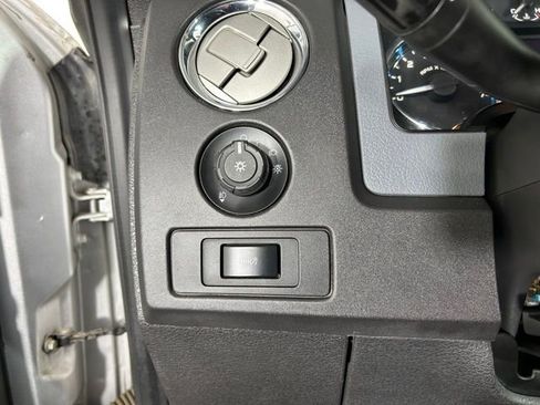 Used 2011 Ford F150 XLT w/ XLT Convenience Pkg image 25