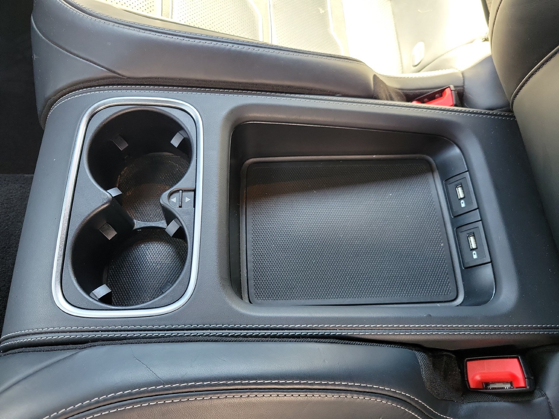 Used 2022 Mercedes-Benz AMG GT 43 image 21