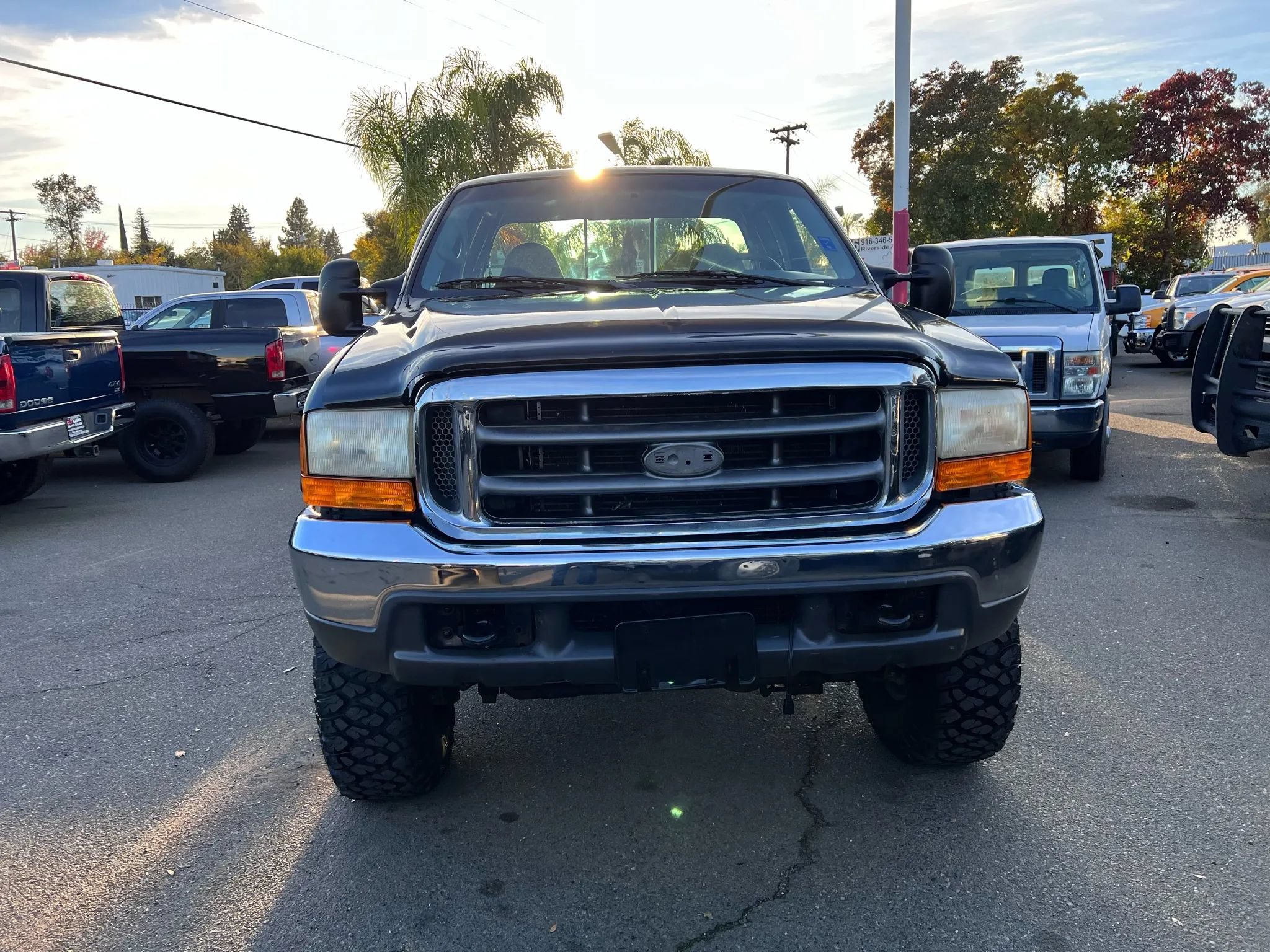 Used 1999 Ford F250 4x4 SuperCab Super Duty image 2