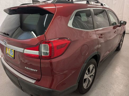 Used 2019 Subaru Ascent Premium image 9