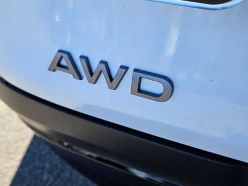 New 2026 Nissan Murano SV AWD/4WD image 9