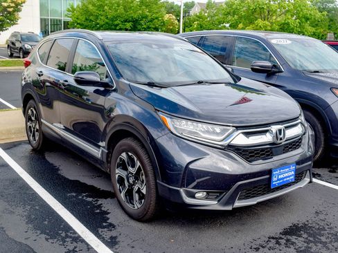 Used 2018 Honda CR-V Touring image 4