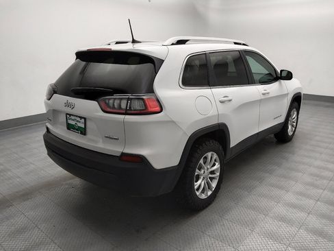 Used 2019 Jeep Cherokee Latitude w/ Popular Appearance Group AWD/4WD image 9