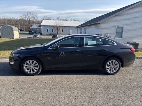 Used 2024 Chevrolet Malibu LT image 3
