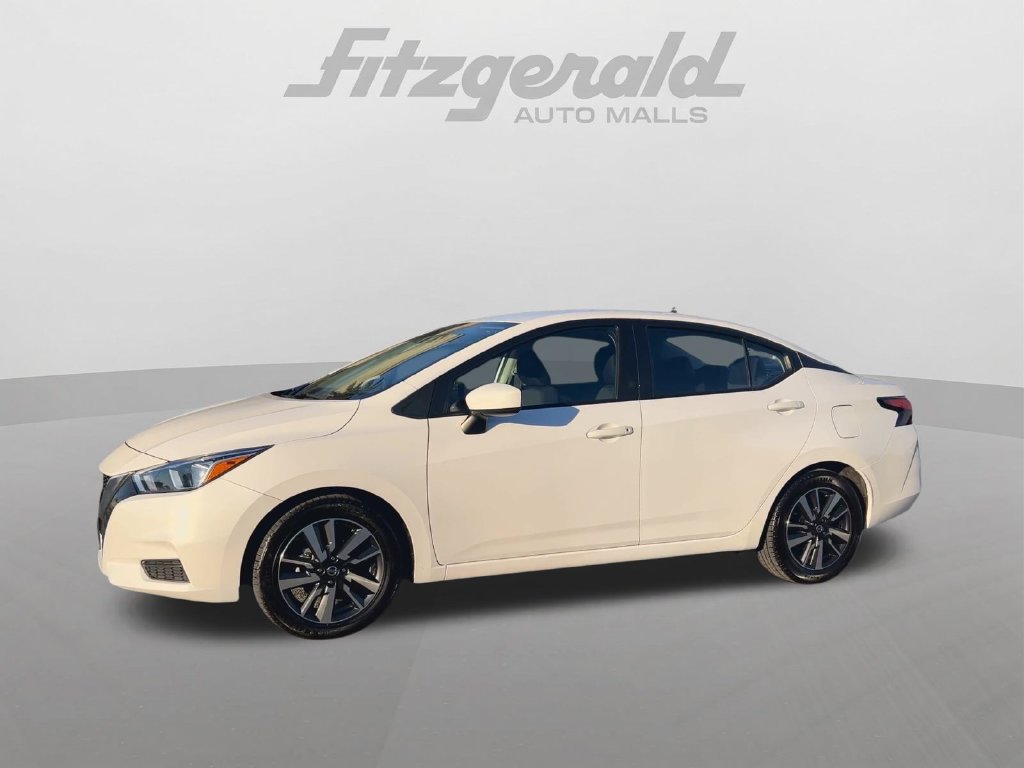 Used 2022 Nissan Versa SV FWD image 6
