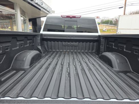 New 2026 GMC Sierra 2500 SLT w/ SLT Premium Package image 5