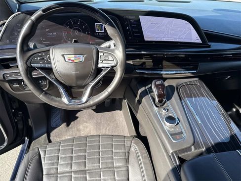 Certified 2023 Cadillac Escalade ESV V w/ LPO, ONYX Package image 20