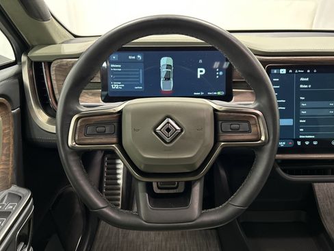 Used 2022 Rivian R1T Launch Edition image 26