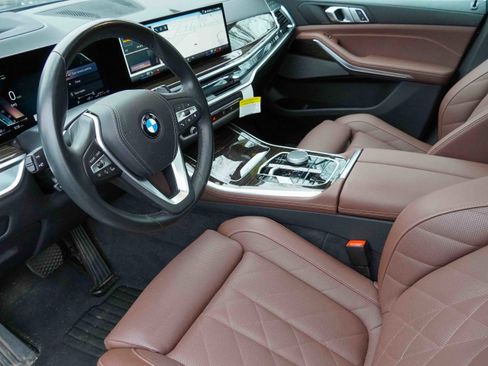 Used 2025 BMW X5 xDrive40i image 9