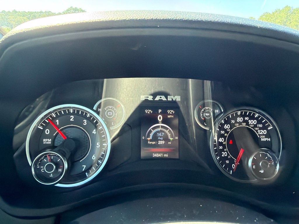 Used 2024 RAM 2500 Big Horn w/ Sport Appearance Package AWD/4WD image 13