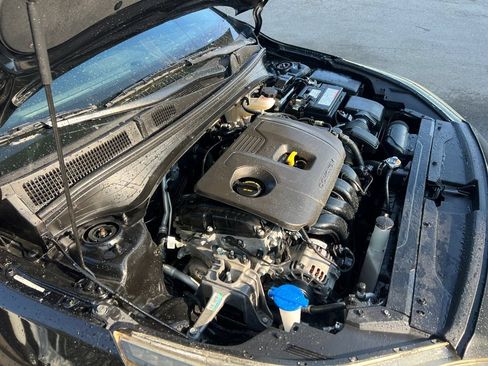 Used 2022 Kia Forte LXS FWD image 31