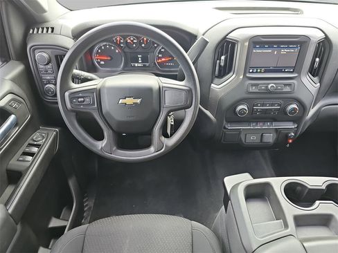 Used 2020 Chevrolet Silverado 1500 Custom w/ Custom Value Package image 19