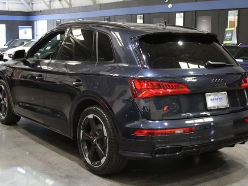Used 2020 Audi SQ5 Prestige w/ Prestige Package AWD/4WD image 11