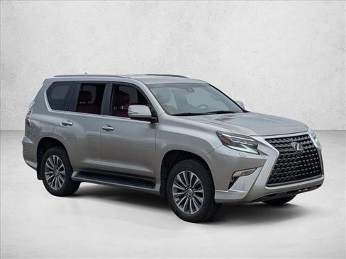 Used 2022 Lexus GX 460 Luxury image 3